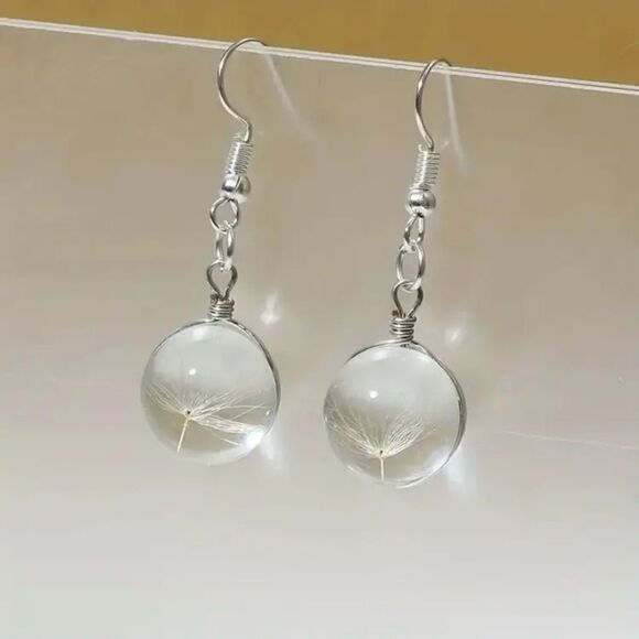 ✨🆕✨ BoHo Dandelion Dried Flower Hook Dangle Earrings✨ - Picture 4 of 11